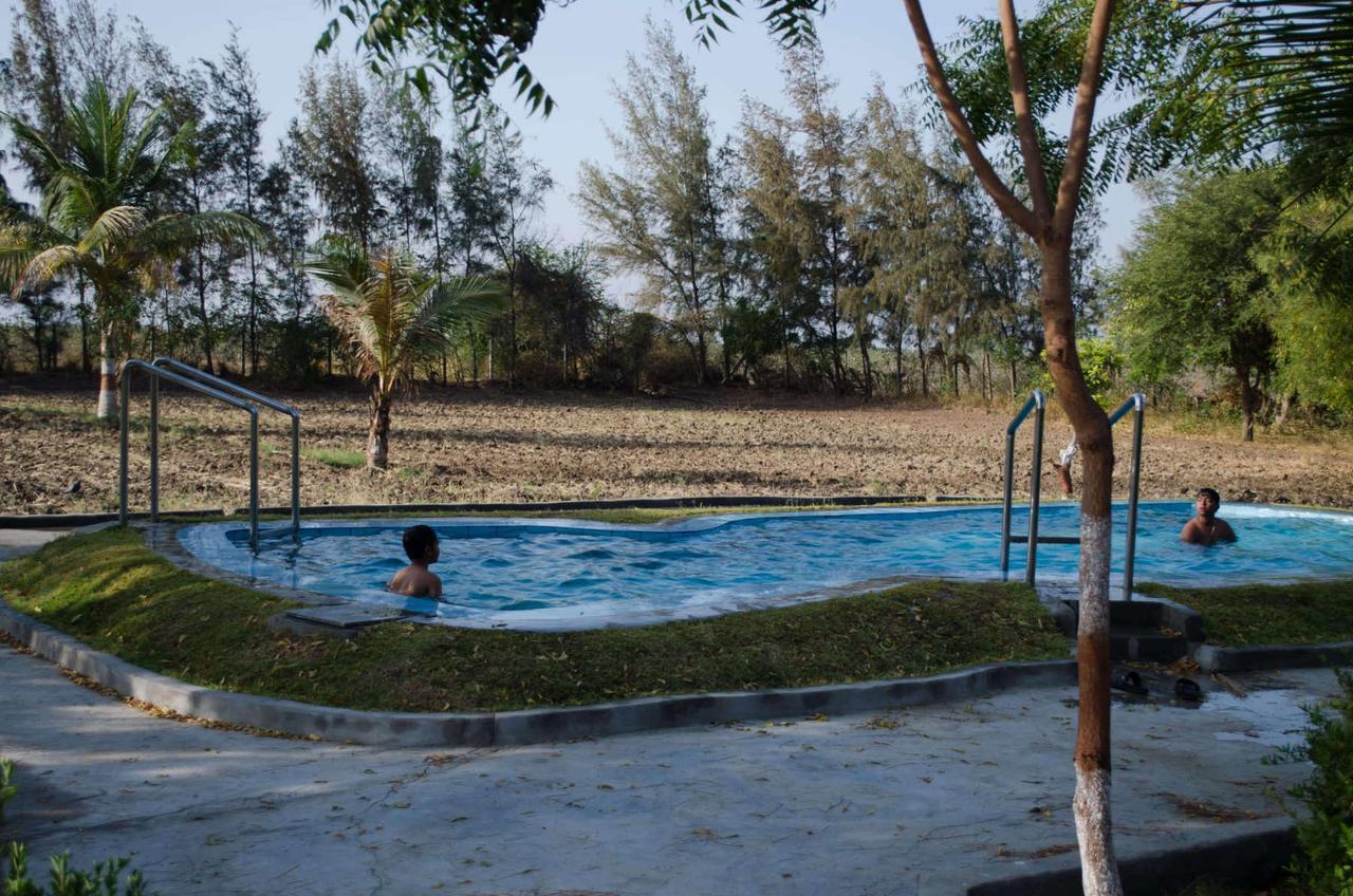 Bhavna Resort & Farm Surendranagar Exteriör bild